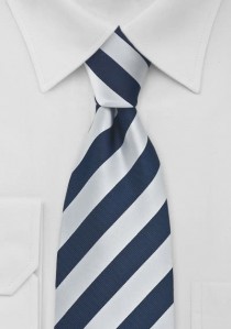  - Dunkelblaue Krawatte breit gestreift