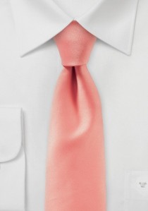 Modische Krawatte monochrom rosa