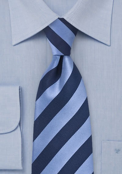 Lange Krawatte blau hellblau Streifenmuster - 