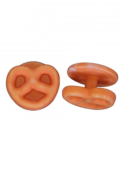 Kochjackenknöpfe in Form einer Brezel